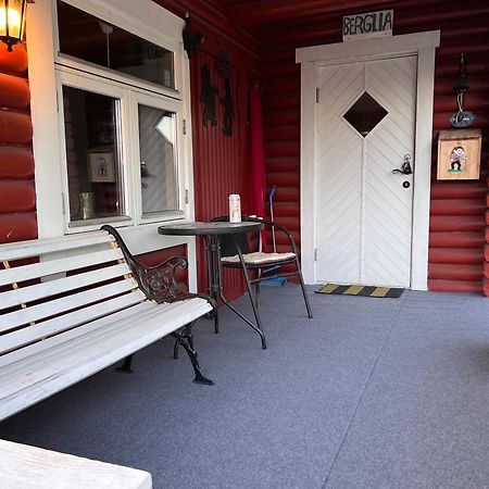 Cozy And Spacious Cabin Svensby Exterior foto